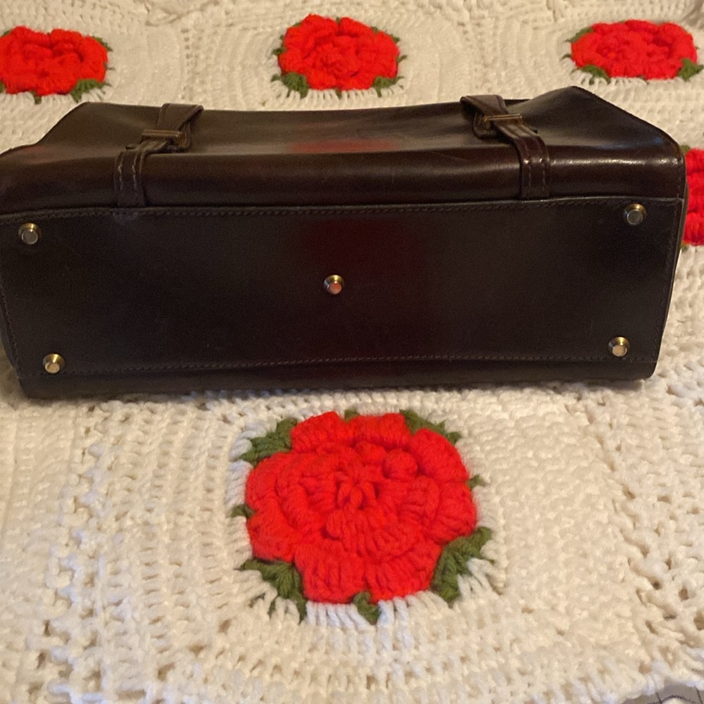 Handbag - Picture 6 of 9